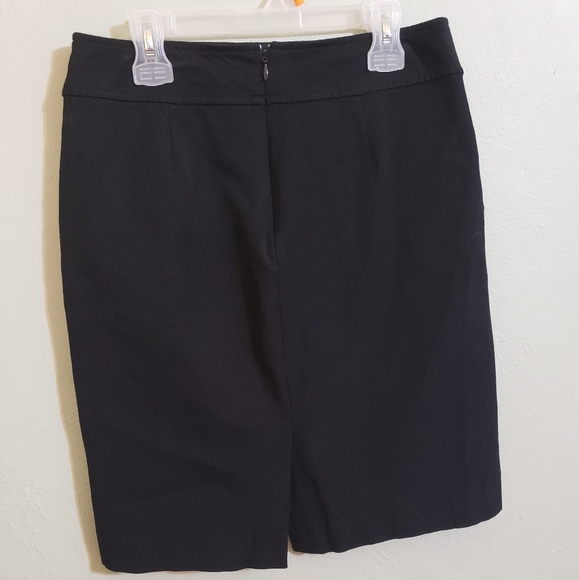 Banana Republic black pencil skirt 2 - Picture 3 of 6